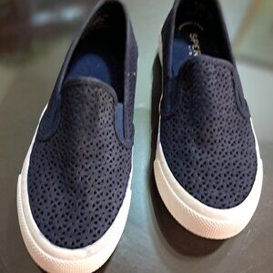 Sperry Top Sider loafers Size 6M Navy Perforated Faux Leather.